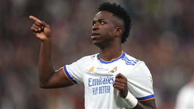 ريال مدريد يفوز على أوساسونا برباعيه فى الدورى الإسباني 