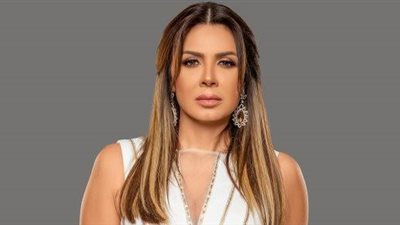 نجلاء بدر تستغل فراغها الفني للعلاج من 