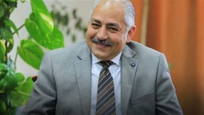 مسيره الراحل العامري فاروق نائب رئيس النادي الأهلي