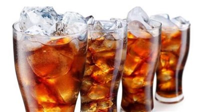 المشروبات الغازية.. إحذر من تناولها علي الإفطار لأضراراها العديدة