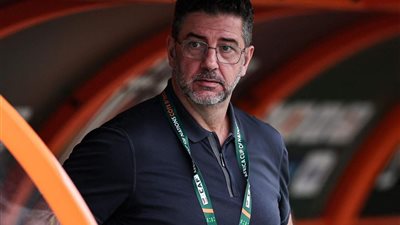 ماذا يخطط فيتوريا؟ استقرار أم انتظار؟