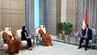 «مدبولي» يلتقى وزير المالية بمملكة البحرين والوفد المرافق له