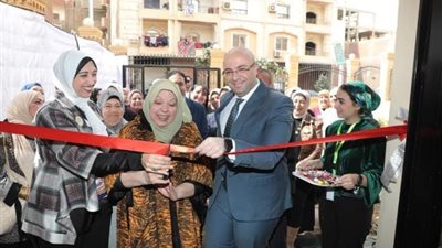 محافظ بنى سويف يفتتح فرع القومى للمرأة بالمدينة 