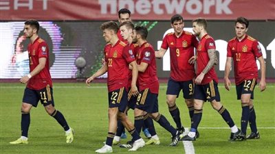 الأهلي يقترب من التعاقد مع لاعب في الدوري الأسباني