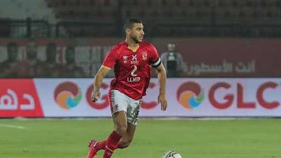 تراكم الإنذارات يعيق مشاركة نجم الأهلي أمام الجونة