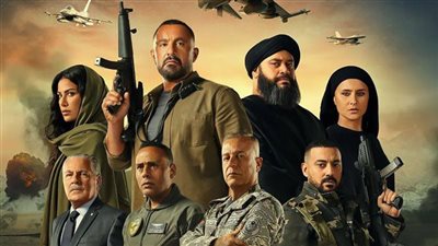 باسم سمرة يهنئ السقا بعد العرض الأول لـ 