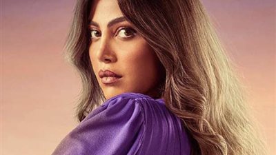 ريهام حجاج تواصل تصوير 