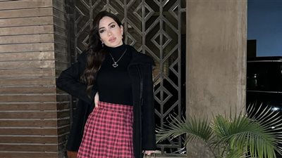 بعد صدور حكم حبسها.. نسرين طافش تُعلق بإطلالة أنيقة عن الليلة الماضية
