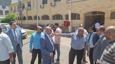 النيابة الإدارية تُعاين حريق مستشفى دمياط الجامعي (صور)