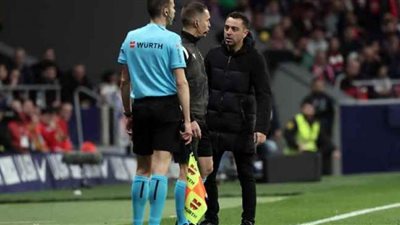 إيقاف تشافي بعد طرده وعودته في مباراة الكلاسيكو