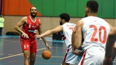 رجال سلة الأهلي يتأهلون لنصف نهائي دوري السوبر بعد الفوز على سموحه .. وينتظر المتأهل من مواجهة الزمالك والطلائع