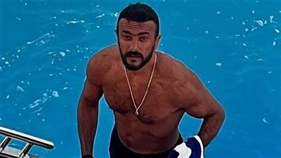 العوضي يِنقذ حياة 4 أشخاص بإحدى الشواطئ الساحلية