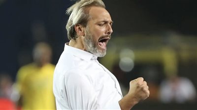 ركلات ثابتة: سلاح ديسابر ومرارة التحديات