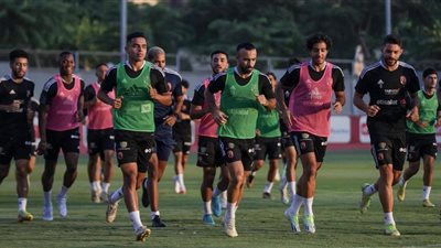 موقف نجوم الأهلي المصابين من المشاركة في معسكر النمسا