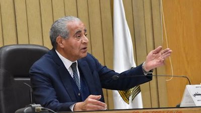 التموين: الدولة تتحمل زيادة التكلفة في انتاج رغيف الخبز  البلدي نتيجة زيادة سعر السولار