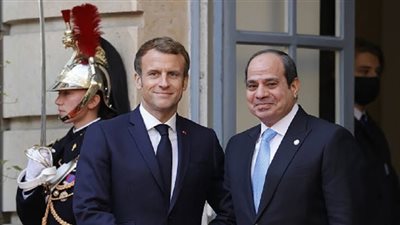 السيسي يؤكد لنظيره الفرنسي ضرورة وقف إطلاق النار بغزة