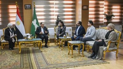 محافظ الشرقية يبحث سبل التعاون المشترك مع الهيئة المصرية الأمريكية فولبرايت