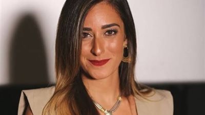 أمنية خليل: 