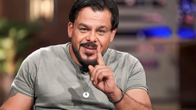 منذر رياحنة يكشف عن شخصيته في فيلم 