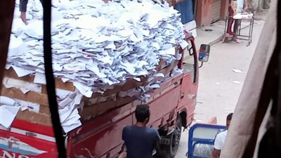 استغاثة أهالي المرج من البلطجية وفرز القمامة بشارع صابر السباك.. صور