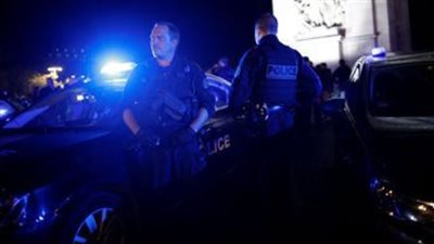 شخص يتعدي على المارة في باريس ويهتف «الله أكبر»