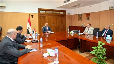 وزير الري يتابع أنشطة إدارات التوجيه المائي بالمحافظات