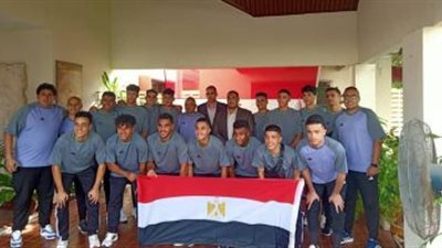 منتخب مصر للهوكي يدلون بأصواتهم في الانتخابات الرئاسية بماليزيا