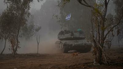 توقف حركة المسافرين.. الدبابات الإسرائيلية تقتحم معبر رفح الفلسطيني