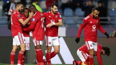 مهاجم الأهلي يطير إلى المغرب من أجل الوداد