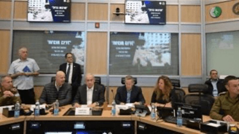 EFCFA232-F524-4256-9695-133103F6E9DB
