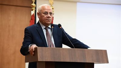 محافظ بورسعيد يتفقد مركز الخدمات اللوجستية