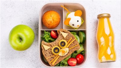 البيض والشوكولاتة.. أبرز الوجبات الصحية والضارة للأطفال في المدرسة