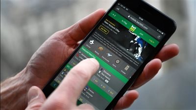 النائب العام يأمر بإحالة عصابة استقطاب الشباب للشئون الاقتصادية