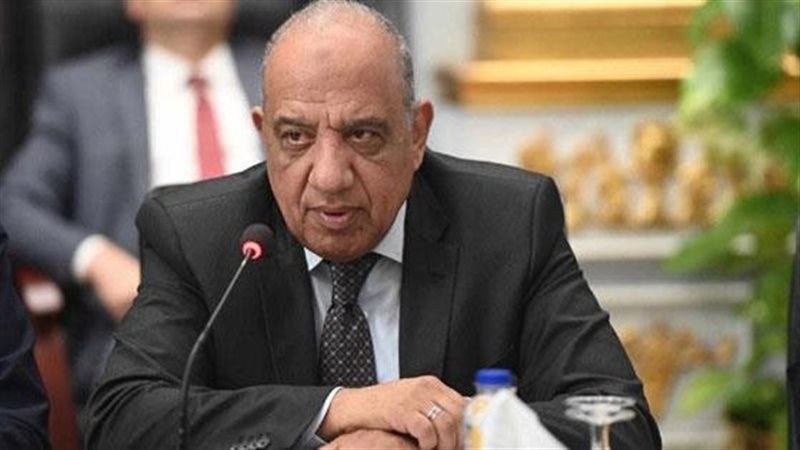 وزير الكهرباء