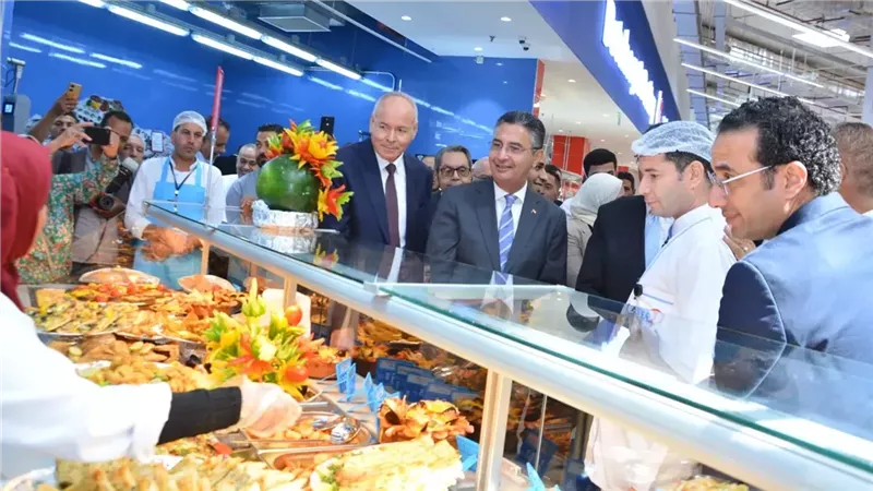 وزير التموين