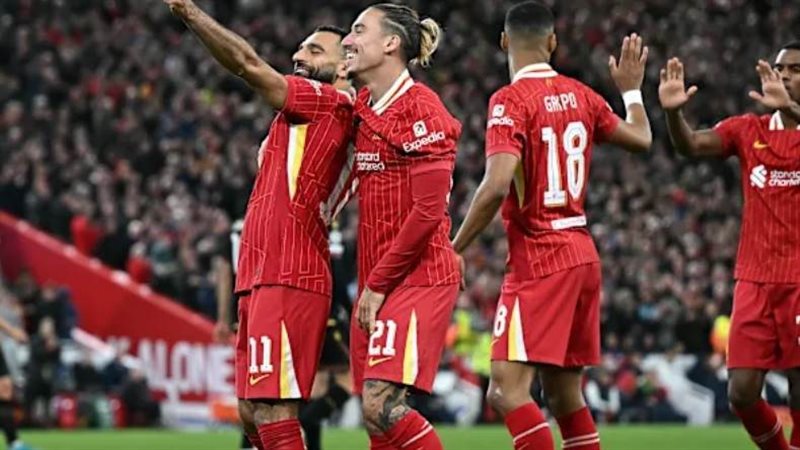 لاعبي ليفربول