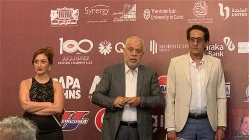 الفنانين في مهرجان