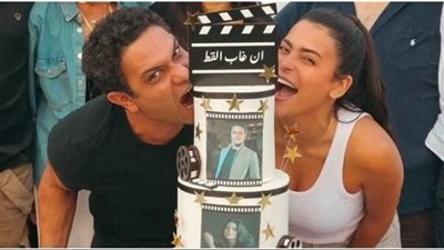 آسر ياسين وأسماء جلال يجتمعان لأول مرة في «إن غاب القط» 