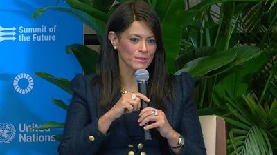 وزيرة التخطيط: زيادة الاستثمارات في الطاقة المتجددة تفتح آفاقاً جديدة للاقتصاد المصري