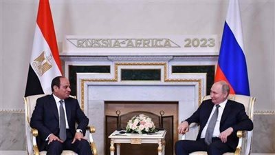 بوتين: موسكو مهتمة بتطوير التعاون مع القاهرة