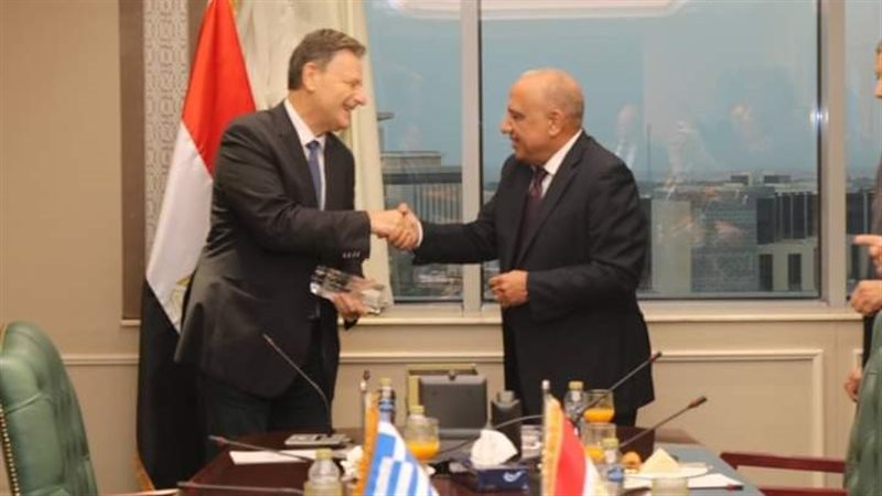 وزير الكهرباء ونظيره