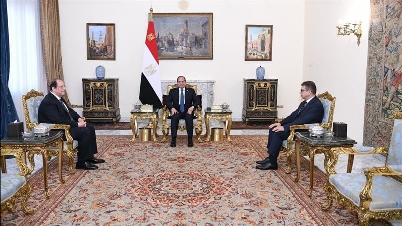 السيسي واللواء عباس