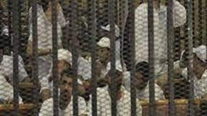 المتهمين