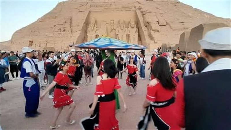 وزارة الثقافة تحتفي