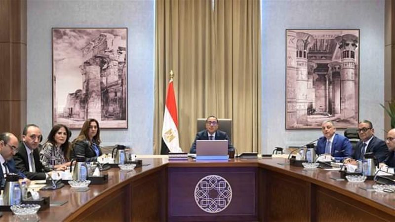 اجتماع لمتابعة مشروعات