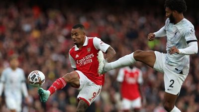 الدوري الإنجليزي| موعد مباراة القمة المرتقبة بين ليفربول وأرسنال