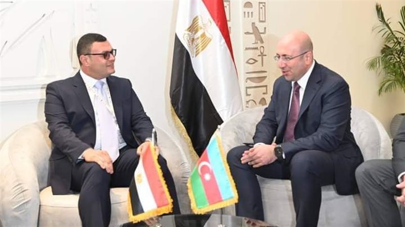 وزير الإسكان ونظيره