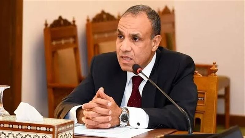 الدكتور بدر عبد العاطي