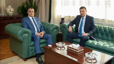 وزير الإنتاج الحربي يلتقى وزير الزراعة لبحث الموقف التنفيذي لمشروعات التعاون