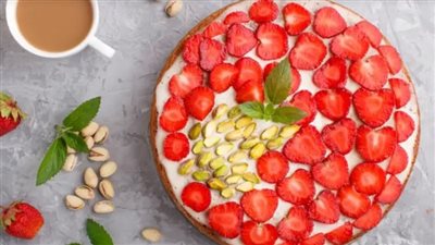 ‎تأثير استهلاك الفراولة والفستق على صحة القلب والعين